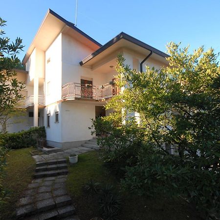Villa Azalea Ліньяно-Сабб'ядоро Екстер'єр фото